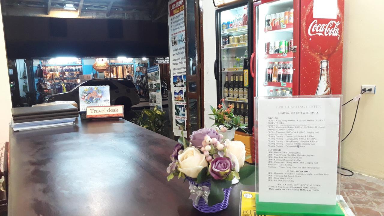 Tony Central Hostel Луанг Прабанг Екстериор снимка